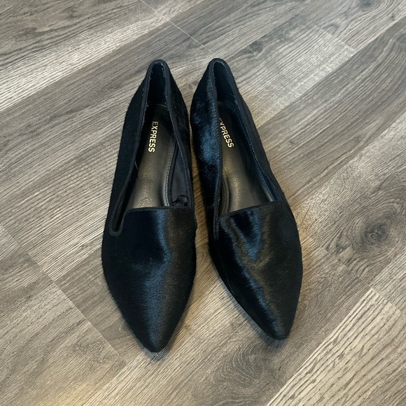 Express Black Pointed-Toe Flats - Picture 1 of 7